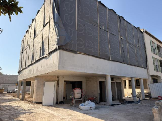 Bâtiment et centre de médecine — photo 3